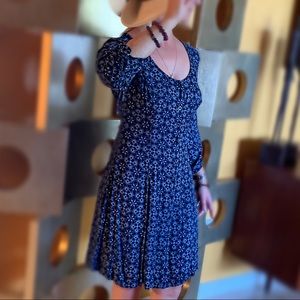 🛍Adorable Hollister Dress!
